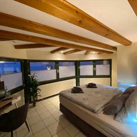 Homestay Gaestehaus Am Kurpark Garni Horn-Bad Meinberg