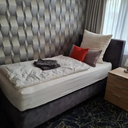 Gaestehaus Am Kurpark Garni 3*