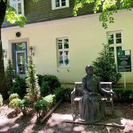 Hotel Gaestehaus Am Kurpark Garni 3*