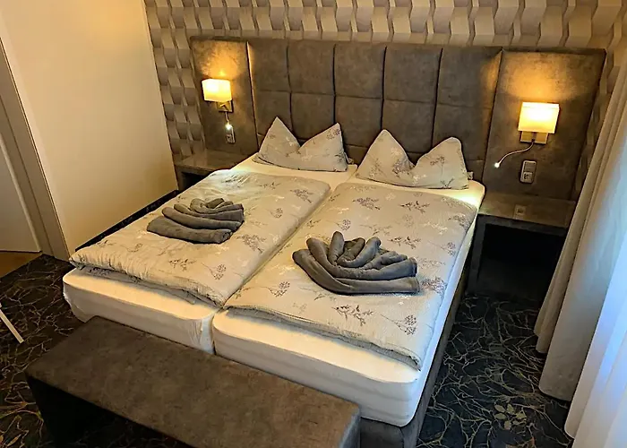 Gaestehaus Am Kurpark Garni Hotel